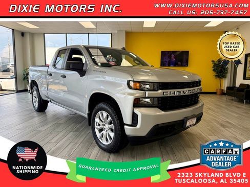 Used 2021 Chevrolet Silverado 1500 Custom w/ Safety Confidence Package AWD/4WD image 1