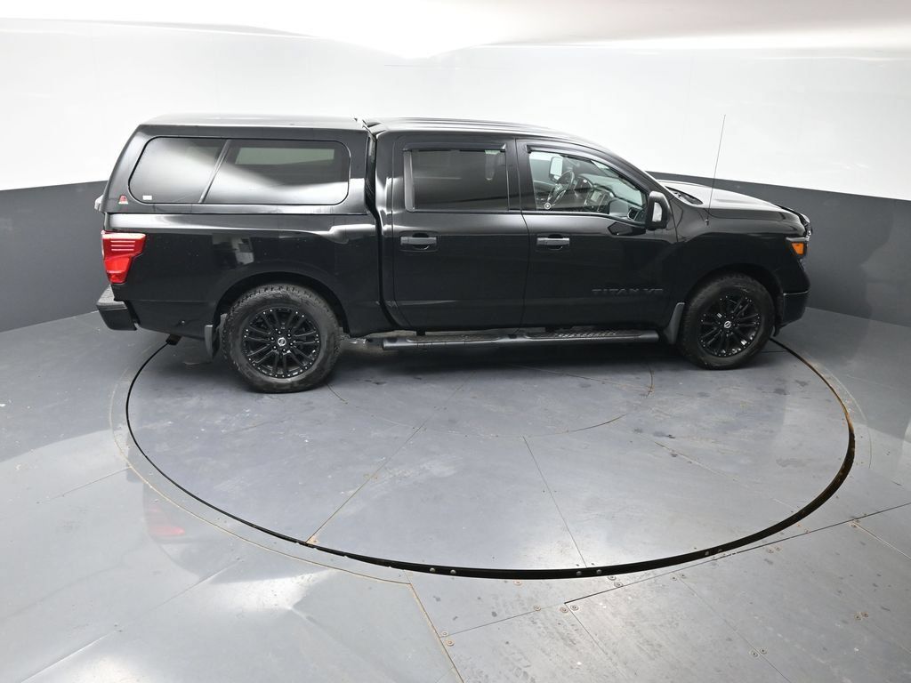 Used 2018 Nissan Titan SV AWD/4WD image 39