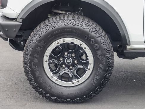 Used 2021 Ford Bronco Badlands AWD/4WD image 13