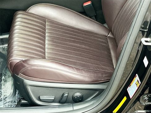 Used 2022 Genesis G70 2.0T w/ Prestige Package image 20