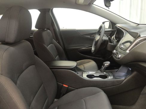 Used 2023 Chevrolet Malibu LS FWD image 21
