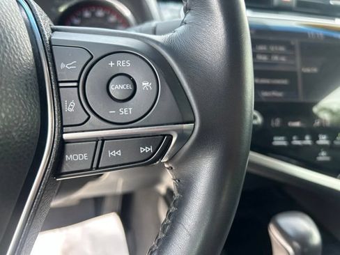 Used 2020 Toyota Camry XSE FWD image 21