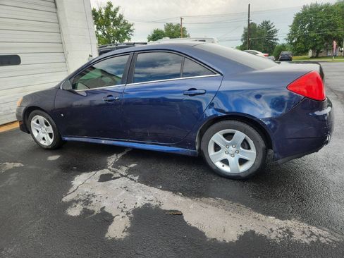 Used 2009 Pontiac G6 Sedan w/ Preferred Package FWD image 4