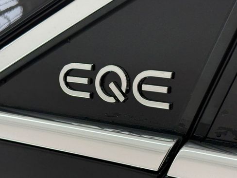 New 2026 Mercedes-Benz EQE 320 4MATIC SUV image 32