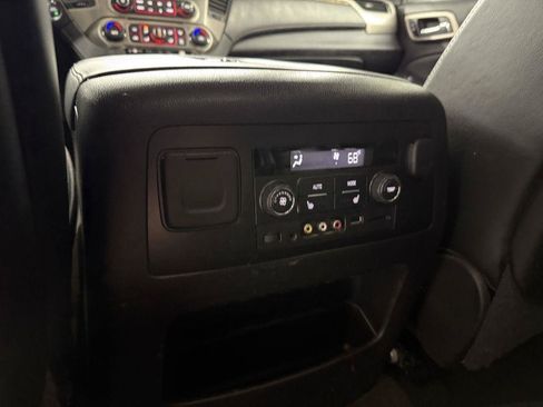 Used 2016 GMC Yukon XL Denali w/ Open Road Package AWD/4WD image 32