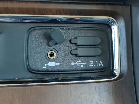 Used 2022 Subaru Ascent Touring image 26