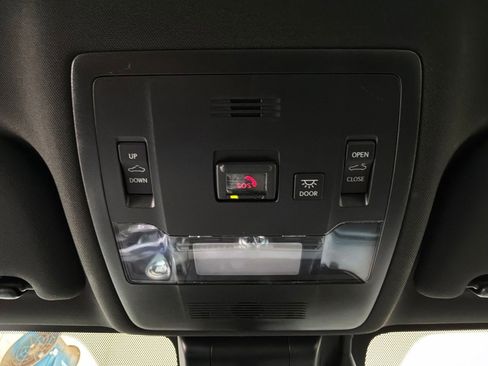 Used 2025 Lexus IS 350 F Sport RWD image 18