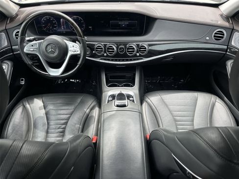 Used 2020 Mercedes-Benz S 560 Sedan image 11