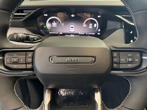 New 2026 Jeep Cherokee Limited AWD/4WD image 19