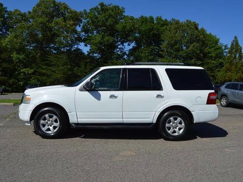 Used 2010 Ford Expedition XLT AWD/4WD image 62