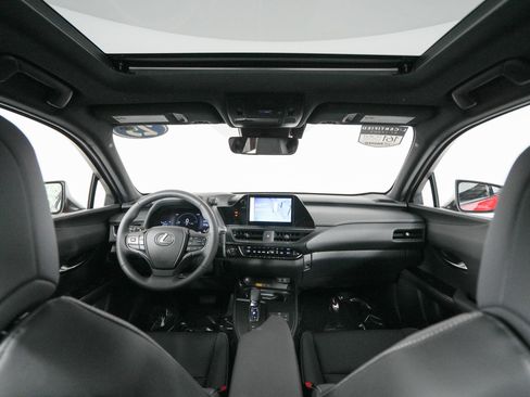 Certified 2025 Lexus UX 300h FWD image 14