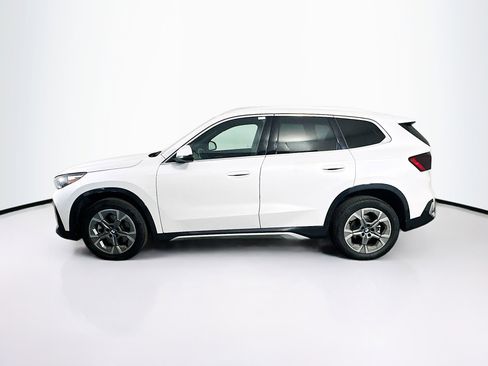 Used 2025 BMW X1 xDrive28i image 4