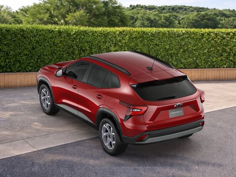 New 2026 Chevrolet Trax LT w/ LT Convenience Package image 2