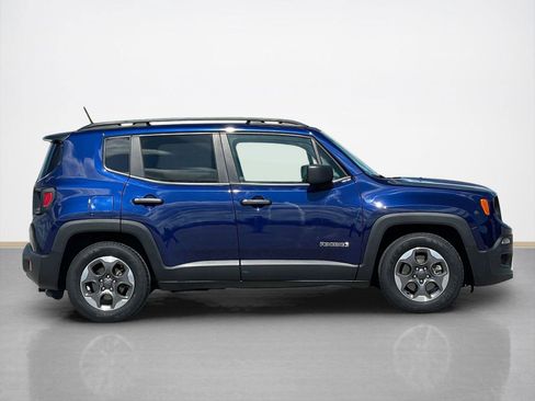 Used 2017 Jeep Renegade Sport w/ Power & Air Group image 9