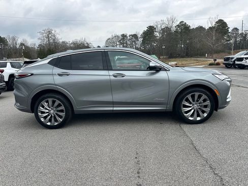 New 2026 Buick Envista Avenir image 5