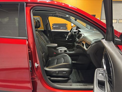 Used 2023 GMC Terrain AT4 w/ Infotainment Package II image 19