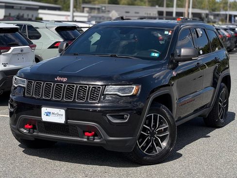 Used 2021 Jeep Grand Cherokee Trailhawk w/ Premium Lighting Group AWD/4WD image 1