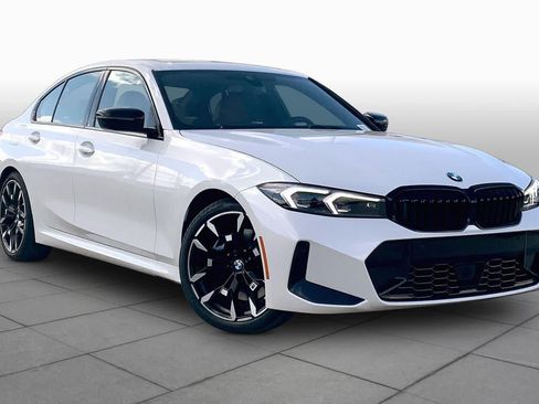 Used 2026 BMW 330i Sedan w/ M Sport Package RWD image 2