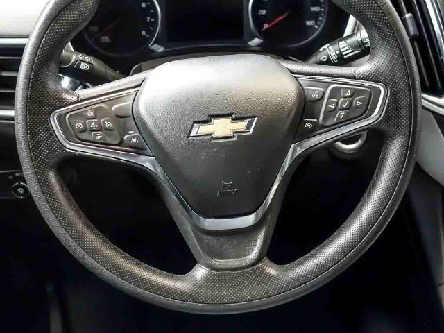 Certified 2024 Chevrolet Equinox LS w/ LS Convenience Package FWD image 18