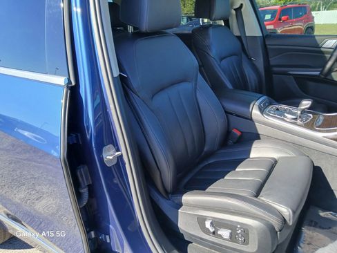 Used 2020 BMW X7 xDrive40i w/ Premium Package image 21