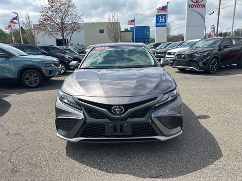 Used 2023 Toyota Camry XSE FWD image 2