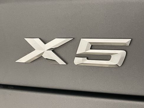 Used 2024 BMW X5 xDrive40i w/ Premium Package image 25