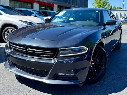 Used 2017 Dodge Charger R/T w/ Blacktop Package