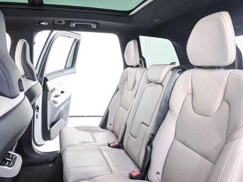 Certified 2026 Volvo XC90 B6 Ultra AWD/4WD image 21
