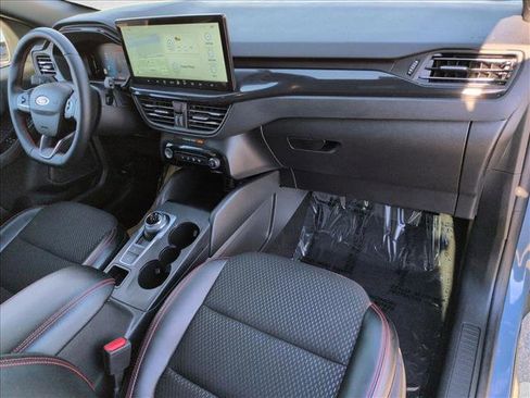 Used 2025 Ford Escape ST-Line w/ Equipment Group 301A image 22