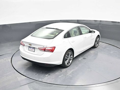 Used 2024 Chevrolet Malibu LT image 34