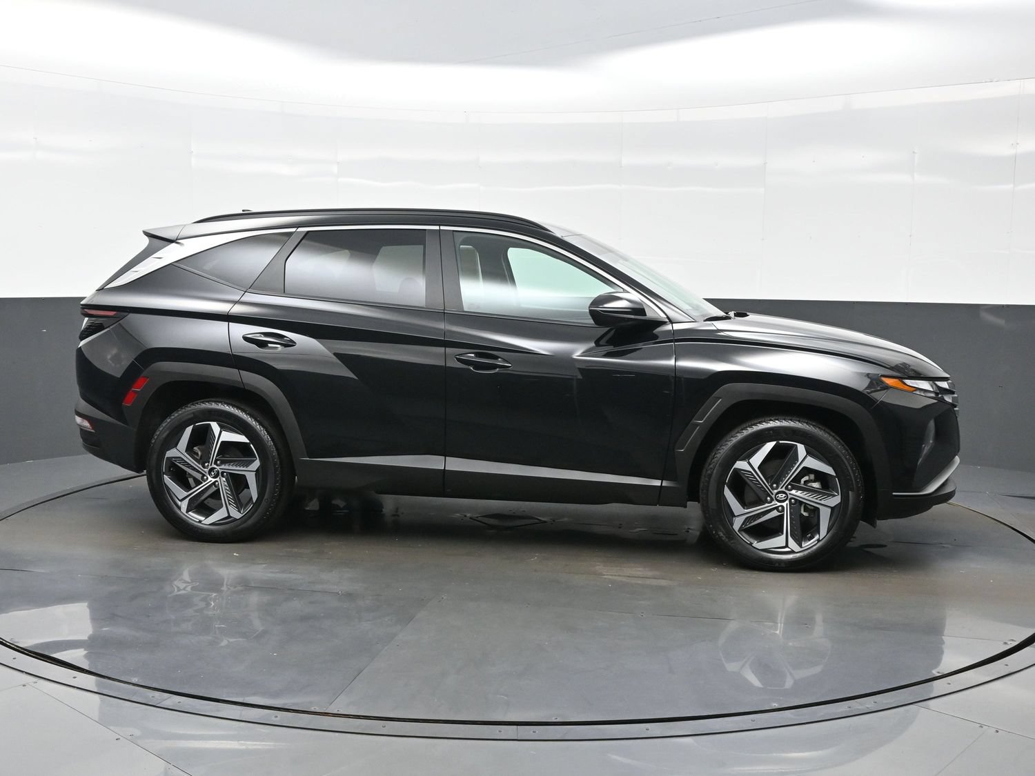 Certified 2024 Hyundai Tucson SEL w/ Convenience Package AWD/4WD image 7