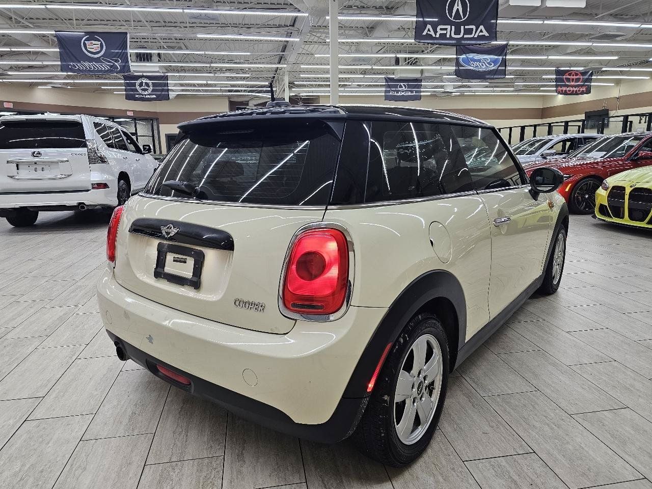 Used 2016 MINI Cooper 2-Door Hardtop FWD image 7