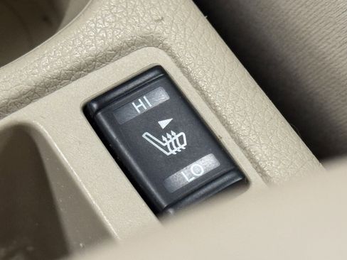 Used 2015 Nissan Rogue SL w/ SL Premium Package image 14