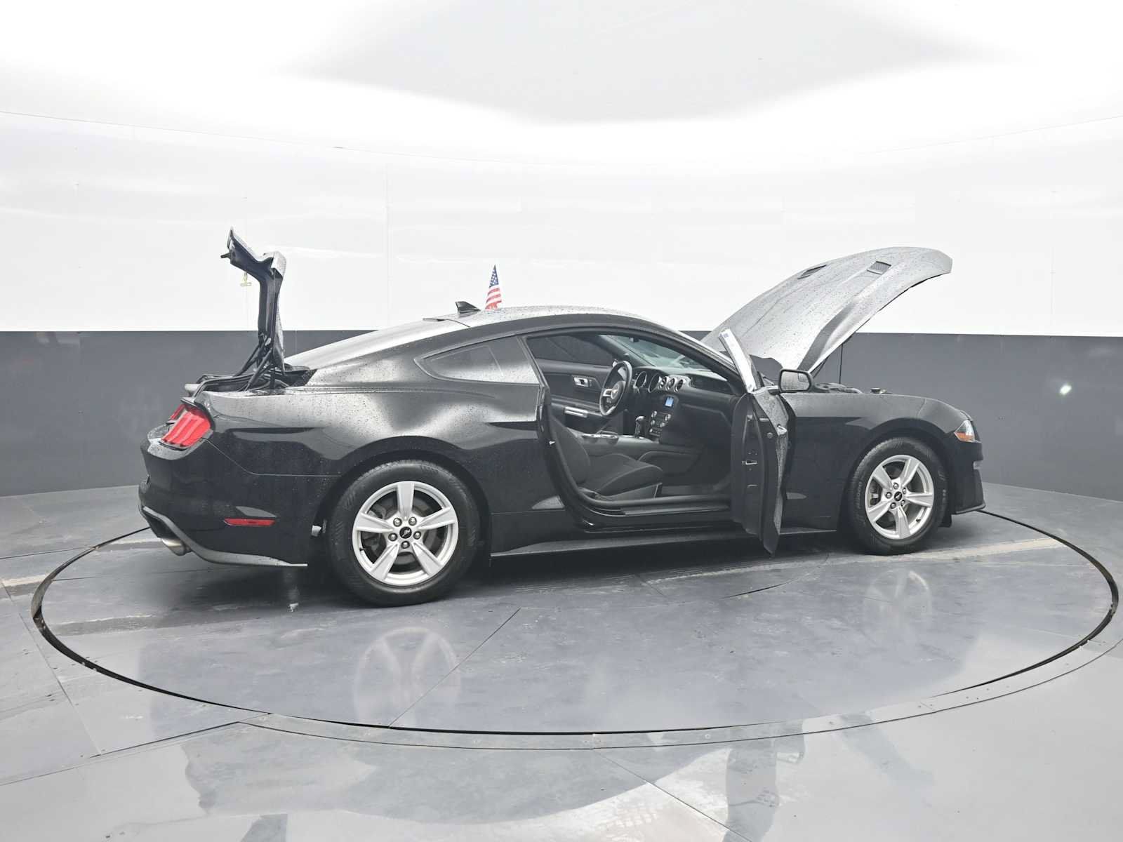 Used 2020 Ford Mustang Coupe RWD image 41