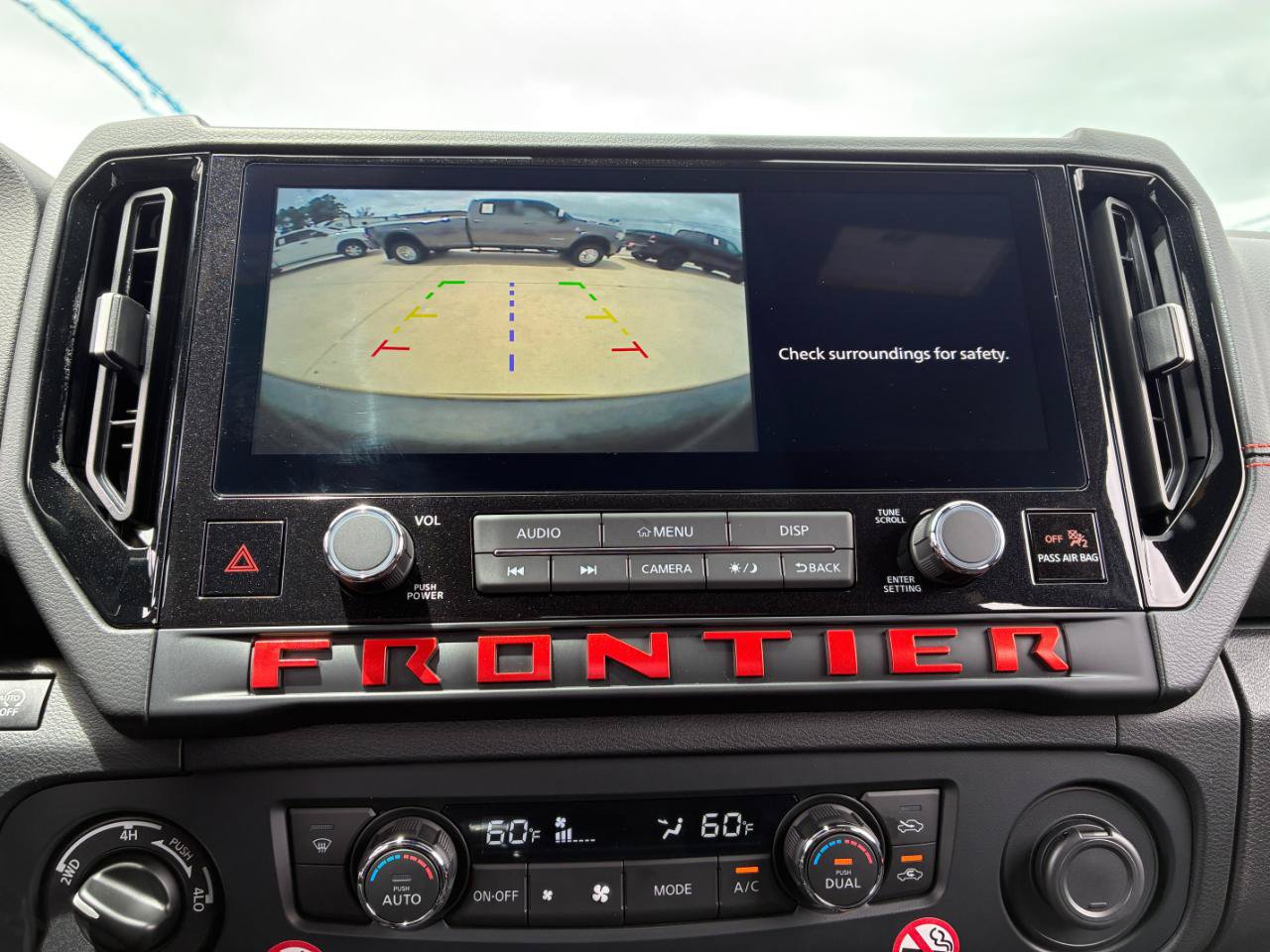 Used 2026 Nissan Frontier PRO-4X AWD/4WD image 19