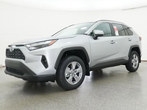 New 2025 Toyota RAV4 XLE image 6