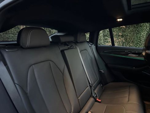 Used 2023 BMW X4 M40i image 24