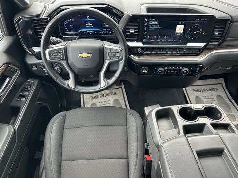 Used 2023 Chevrolet Silverado 1500 LT AWD/4WD image 23