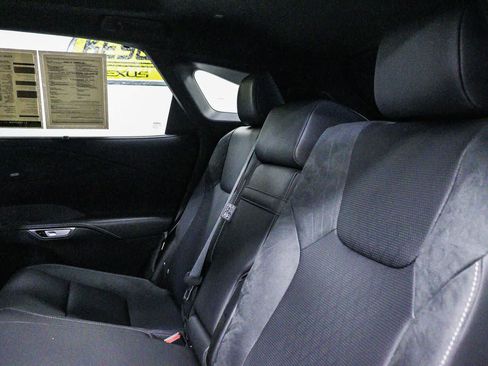 Used 2024 Lexus RX 350 FWD w/ Convenience Package image 19