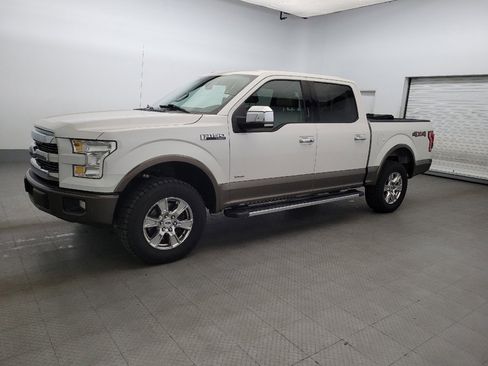Used 2015 Ford F150 Lariat image 2