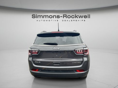 Used 2024 Jeep Compass Limited AWD/4WD image 4