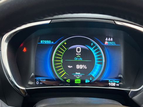 Used 2016 Chevrolet Volt Premier w/ Driver Confidence Package image 24