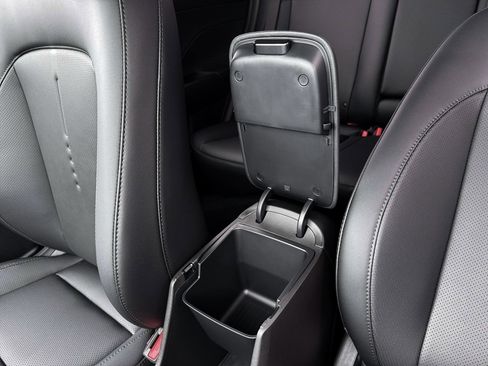 New 2026 Hyundai Kona Limited FWD image 18