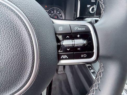 Used 2022 Kia Sorento S FWD image 15