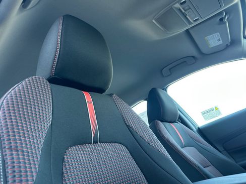 New 2026 Nissan Sentra SR w/ Floor Mat Package image 13