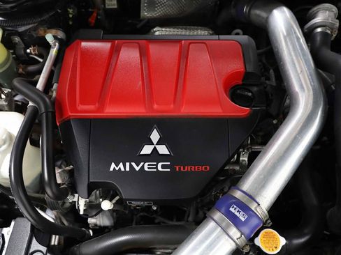 Used 2011 Mitsubishi Lancer Evolution MR image 38