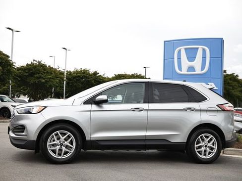 Used 2024 Ford Edge SEL AWD/4WD image 4