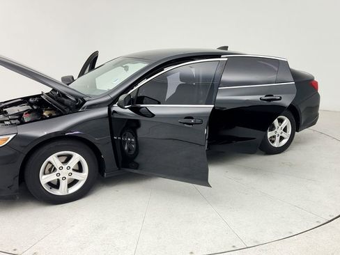 Used 2019 Chevrolet Malibu LS image 11