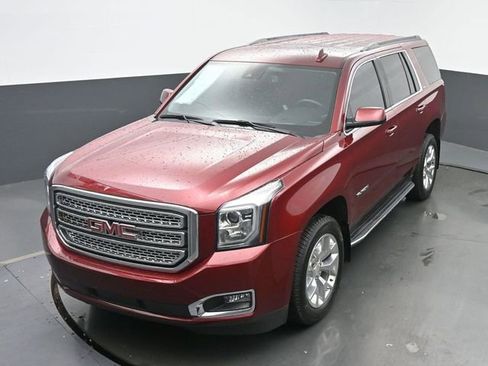 Used 2020 GMC Yukon SLE w/ SLE Value Package AWD/4WD image 38