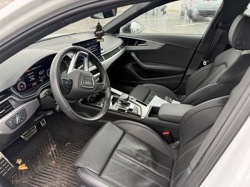 Used 2023 Audi A4 2.0T Premium Plus w/ Premium Plus Package image 5